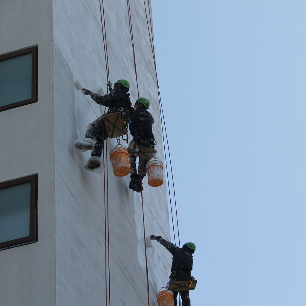IMPERMEABILIZACION DE FACHADAS trabajos en altura